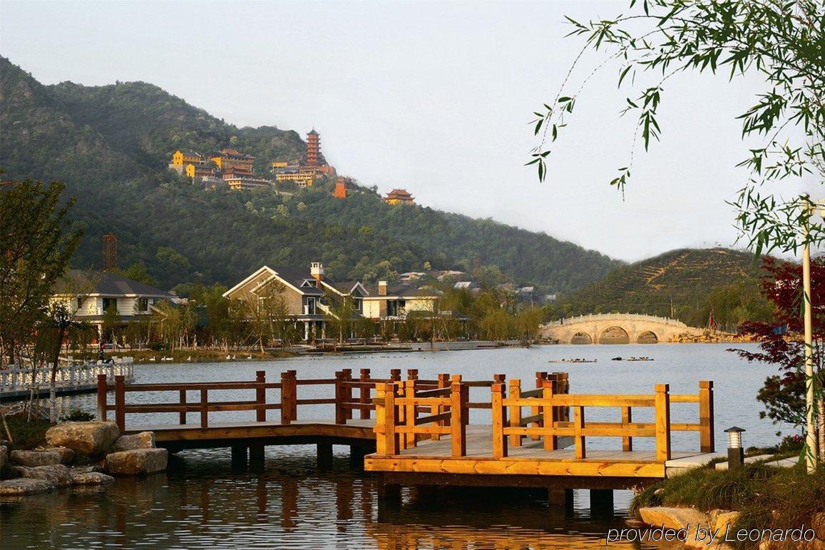 Crowne Plaza Hangzhou Xanadu Resort מראה חיצוני תמונה