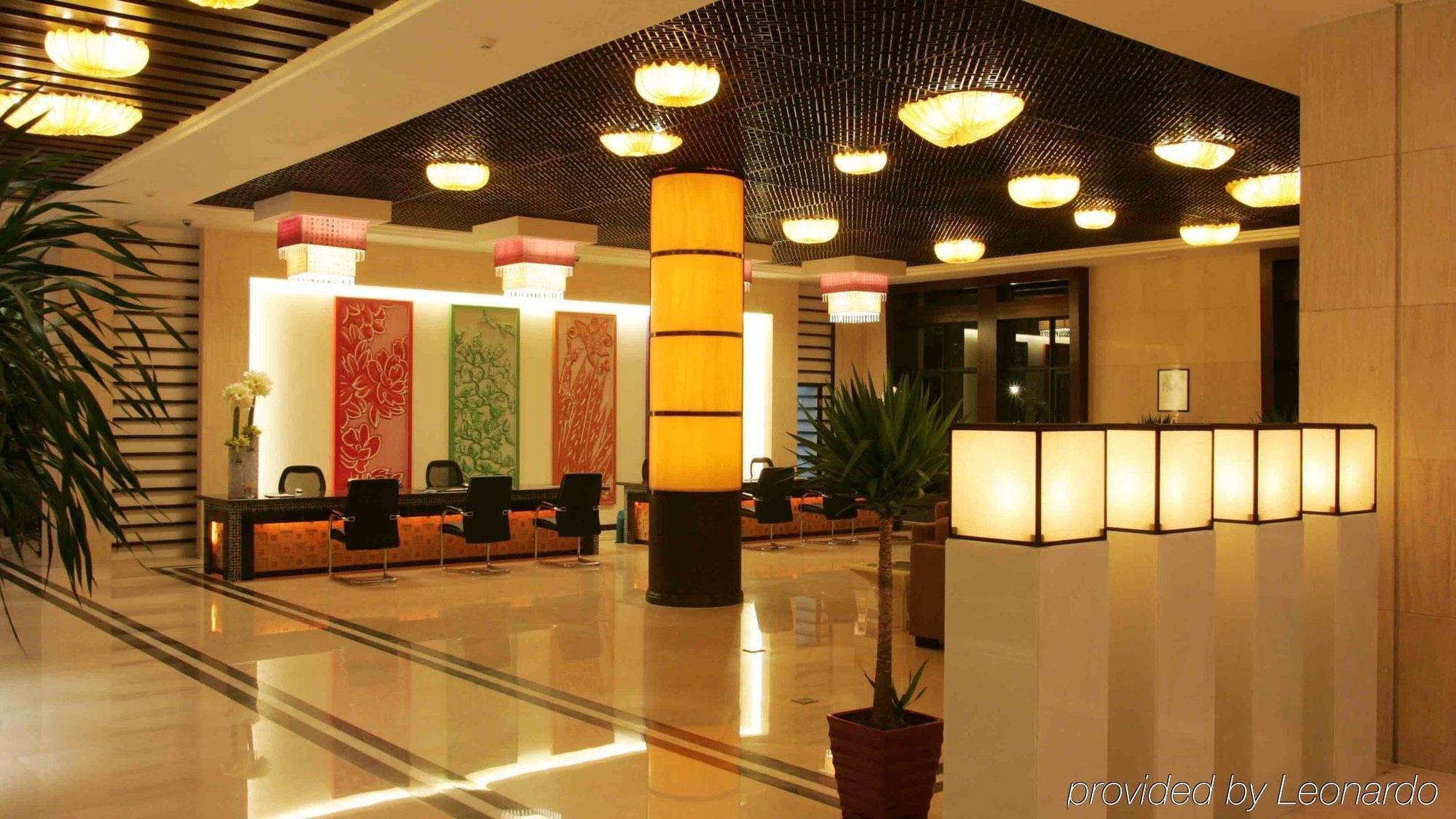 Crowne Plaza Hangzhou Xanadu Resort מראה חיצוני תמונה