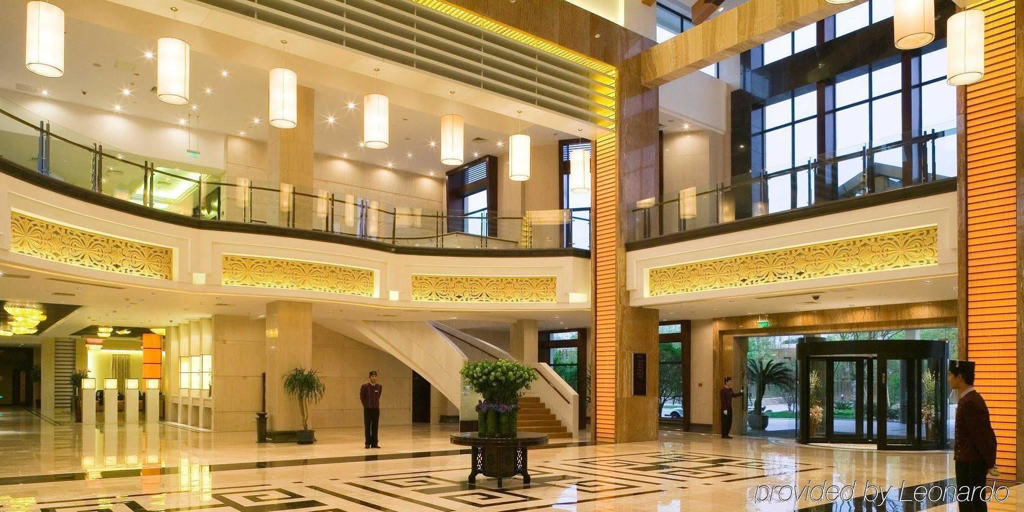 Crowne Plaza Hangzhou Xanadu Resort מראה חיצוני תמונה