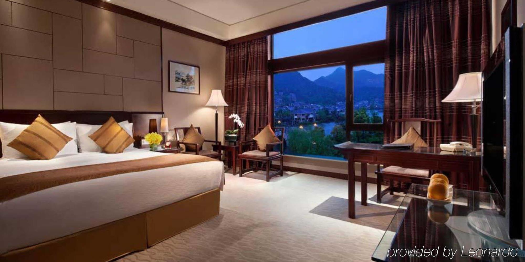 Crowne Plaza Hangzhou Xanadu Resort מראה חיצוני תמונה